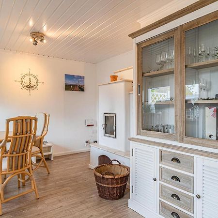 Nice Home In Friedrichskoog With Wifi ภายนอก รูปภาพ